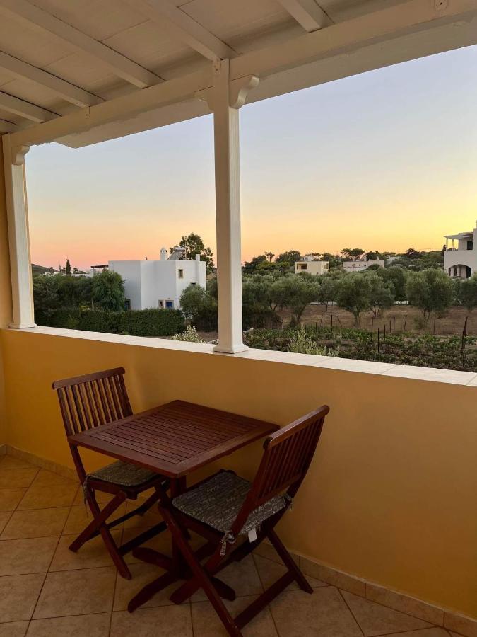 Emmanouil Apartment Kalamos  Exterior photo